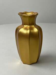 1pc Octagonal Lotus Edge Resin Vase - Luxury European Vintage Vase, Glossy White & Matte Gold Color Combination, Suitable For Windowsill And Living Room, Universal Vase, Can Hold Red Roses, Eucalyptus And Dried Flowers - New Model - View 9
