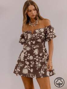 Vestido mini de mujer con estampado floral, hombros descubiertos y mangas abullonadas para vacaciones.Vestidos de verano para mujer, vestidos de primavera para mujer, ropa de verano, atuendos de vacaciones para mujer, vestidos elegantes y lindos para mujer. - Café integral - Ver 1