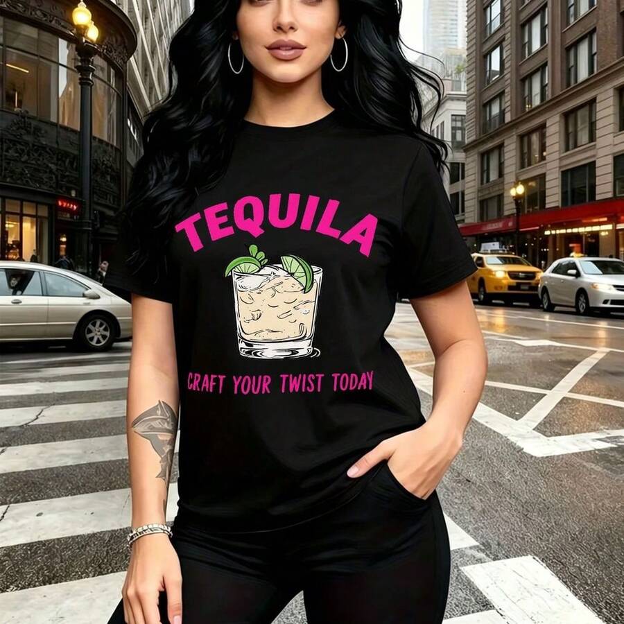 Camiseta de mujer con estampado gráfico de cóctel de tequila y frase "Craft Your Twist Today" - diseño casual con letras rosa vibrante, ajuste cómodo y estilo urbano perfecto para la noche de San Juan o el Día de la Madre - ideal para salidas casuale - Negro - Ver 1