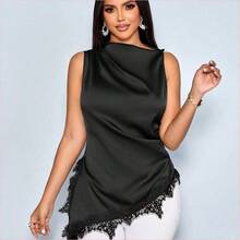 WNS  Blusa de satén elegante y minimalista para mujer con cuello alto simulado, recorte de encaje negro, parche y bajo asimétrico sin mangas - Amarillo claro - Ver 5