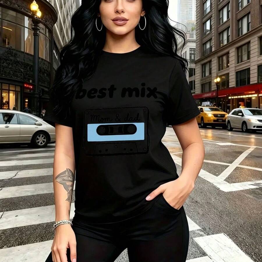 Camiseta de mujer con estampado floral vibrante y diseño artesanal mexicano - camiseta casual de cuello redondo, ajuste cómodo y elegante, estilo bohemio y festivo - ideal para el Día de la Madre, fiestas familiares y regalo perfecto para mamá, espos - Negro - Ver 1