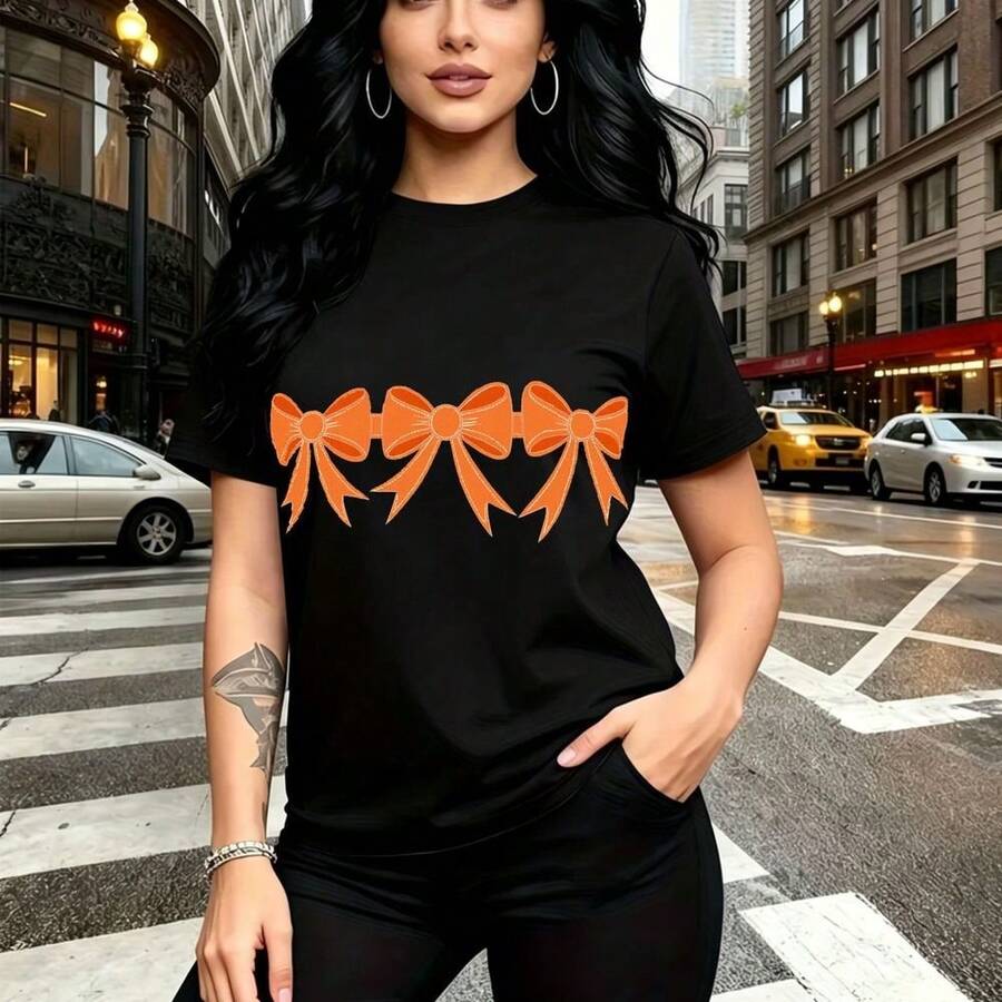 Camiseta de mujer con estampado gráfico de tres lazos naranjas vibrantes en diseño moderno y atrevido - camiseta casual de manga corta con ajuste cómodo y estilo urbano, perfecta para pasear por la ciudad o reuniones informales - regalo ideal para ma - Negro - Ver 1
