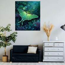 Póster de pintura en lienzo enmarcado plano 2D, decoración del hogar, arte de pared, polilla luna verde brillante con ocelotes descansando entre follaje oscuro y luciérnagas, adecuado para sala de estar, dormitorio, oficina, decoración de arte de pared interior, regalo creativo perfecto, regalo - Enmarcado - Ver 5