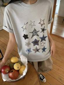 "COTE TRIX" Women's Casual Short-Sleeved T-Shirt With Heart And Star Print. Made Of Pure Cotton, This Loose-Fitting Pullover Top Features A Y2K Street Retro Style, Making It A Comfortable And Casual Summer Sportswear Piece. - Light Grey - View 1