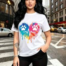 Camiseta de mujer con estampado de corazón dividido en azul y rosa con huellas de perrito y línea de ECG - camiseta casual de manga corta, ajuste cómodo y moderno, estilo urbano con toques artísticos - ideal para paseos por la ciudad, salidas casuale - Blanco - Ver 10