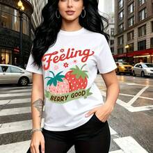 Camiseta de mujer con estampado divertido "Feeling BERRY GOOD" con fresas y flores - diseño casual de manga corta, ajuste cómodo y fresco, estilo urbano ideal para paseos por la ciudad o reuniones con amigas - regalo perfecto para mamá, esposa, novia - Blanco - Ver 9