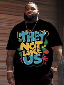 "They Dont Like Us" Maglietta casual con stampa grafica 3D, collo rotondo, in poliestere elastico e traspirante, design ampio per uso quotidiano & raduni, taglie forti, musica, maglietta, maglietta da uomo, outfit estivo da uomo - nero - Visualizzare 1