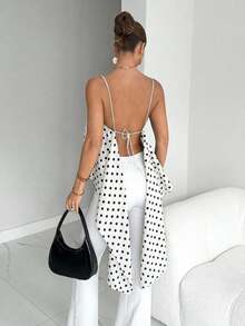 Camiseta sin espalda con estampado de lunares y nudo delantero, con bajo asimétrico, estilo de vacaciones de verano para mujer - Blanco - Ver 1