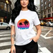 Camiseta de mujer con estampado retro tropical "TROPICAL VIBES" y atardecer colorido con palmeras y aves - camiseta casual de manga corta con diseño "Summer Paradise", ajuste cómodo y fresco, estilo urbano veraniego para la ciudad - ideal para el Día - Blanco - Ver 1