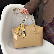 Bolso de mano moderno y versátil para mujer, estilo casual elegante con un toque de alta gama, bolso de hombro estiloso ideal para ir de compras, bolso tote plisado de color sólido vintage y sencillo para mujer, de alta calidad, elegante, práctico para el día a día, bolso cruzado único para uso casual. - Negro - Ver 1