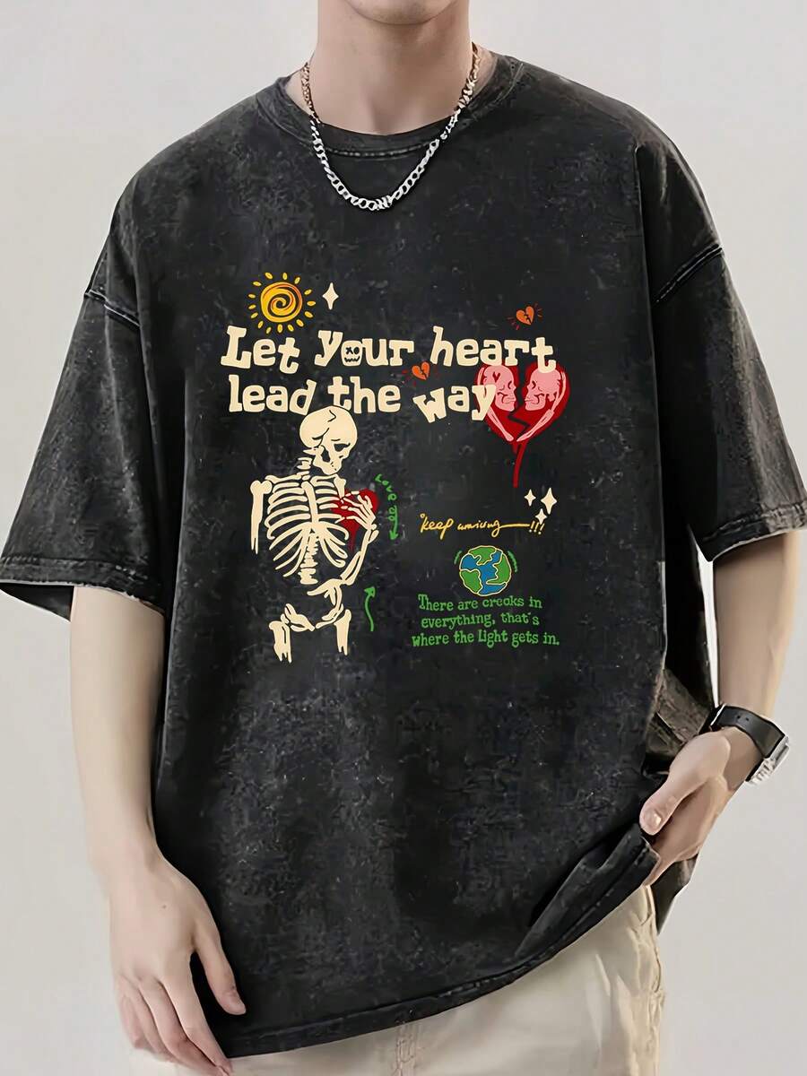 Camicia estiva oversize da uomo con stampa teschio-cuore-lettera, spalle scese, tessuto pesante di alta qualità, look vintage, lavata, in puro cotone, collo rotondo, stile street, top oversize street life. - nero - Visualizzare 1