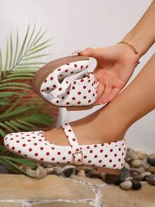 Women's Red Polka Dot Elastic Strap Buckle Decor Flat Slip-On Mary Jane Fashion Shoes - Red and White - View 4