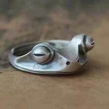 1 Vintage Personalized Frog Ring - Antique Silver - View 1