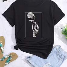 Camiseta con Estampado de Mano y Flor - Negro - Ver 1