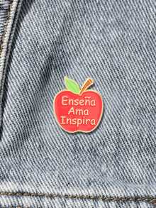 Épingle de revers en émail "Enseña Ama Inspira" Apple, broche d'appréciation des enseignants - Rouge - Voir 3