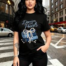 Camiseta de mujer con estampado "Denim and Pearls" y diseño de jeans enrollados con lazo de perlas - camiseta casual de manga corta, ajuste cómodo y elegante, estilo urbano chic - ideal para paseos por la ciudad, compras o como regalo perfecto para m - Negro - Ver 7
