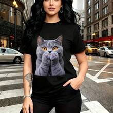 Camiseta de mujer con estampado de gato gris tímido cubriéndose la cara y ojos amarillos brillantes - camiseta casual de cuello redondo, ajuste cómodo y elegante, estilo urbano moderno - ideal para paseos por la ciudad, citas románticas y regalo perf - Negro - Ver 9