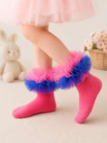 1 Pasang Kaos Kaki Anak Perempuan Gaya Putri dengan Hiasan Jala Bergelombang, Kaos Kaki Bayi Balita Dua Warna dengan Lipit Jala dan Pom Pom untuk Pertunjukan Tari - Hot Pink - View 3