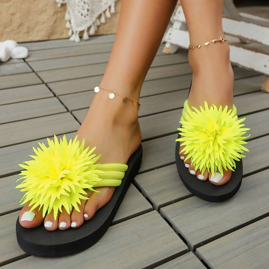 Summer New Arrival Floral Thick-Sole Flip Flops, Non-Slip For Home, Outdoor, Beach - Yellow - View 1