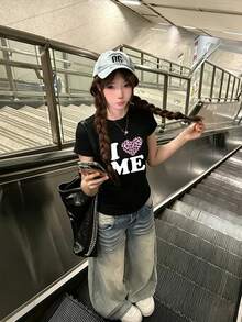 女款心形字母印花修身短袖T恤，夏季美式品牌獨特上衣，休閒黑色 - 黑色 - 查看 2