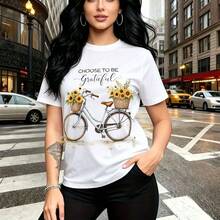 Camiseta de mujer con estampado vintage de bicicleta clásica con canastas llenas de girasoles y frase "Choose to be Grateful" - diseño urbano relajado, ajuste cómodo y versátil para el día a día - ideal para paseos por la ciudad, días soleados o como - Blanco - Ver 11