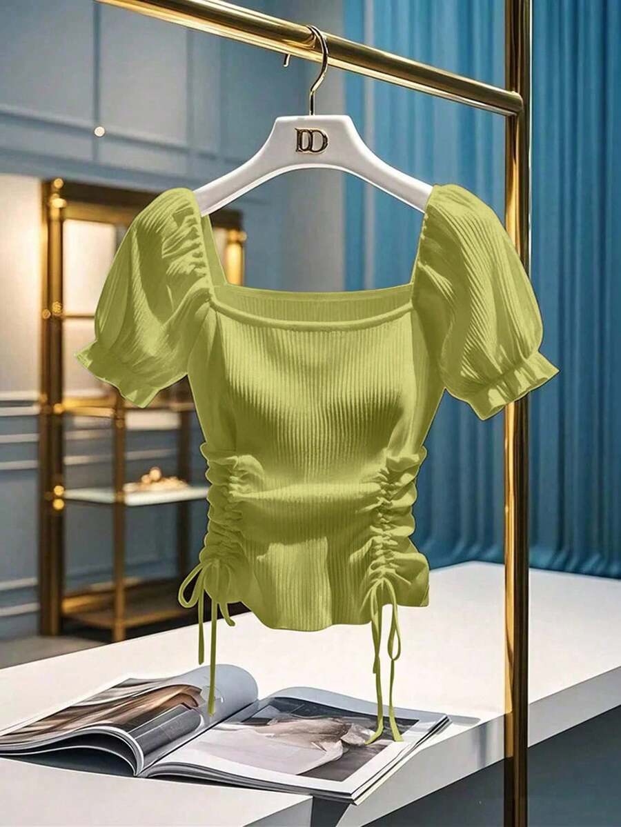 popular camiseta de mujer de verano con cuello cuadrado, mangas abullonadas, plisada y estilizadora, con diseño de rayas de puntitos exquisito - Verde - Ver 1