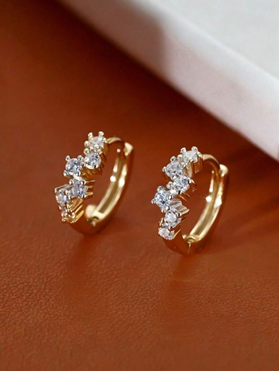 1 par de aretes de aro dorados con diseño de nicho minimalista, pequeños, con circonita brillante y strass, tipo ear cuff - Amarillo Oro - Ver 1