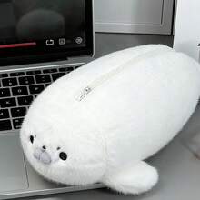 In-Stock Cute Seal Glasses, Super Cute And Fashionable, Ins-Style Student Plush Stationery Storage Pencil Case, Large Capacity - (灰色) - 查看 9