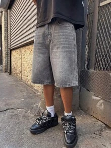 男士灰色牛仔5英吋短褲，經典五口袋寬鬆直筒版型，復古磨損水洗效果 - 灰色 - 查看 2