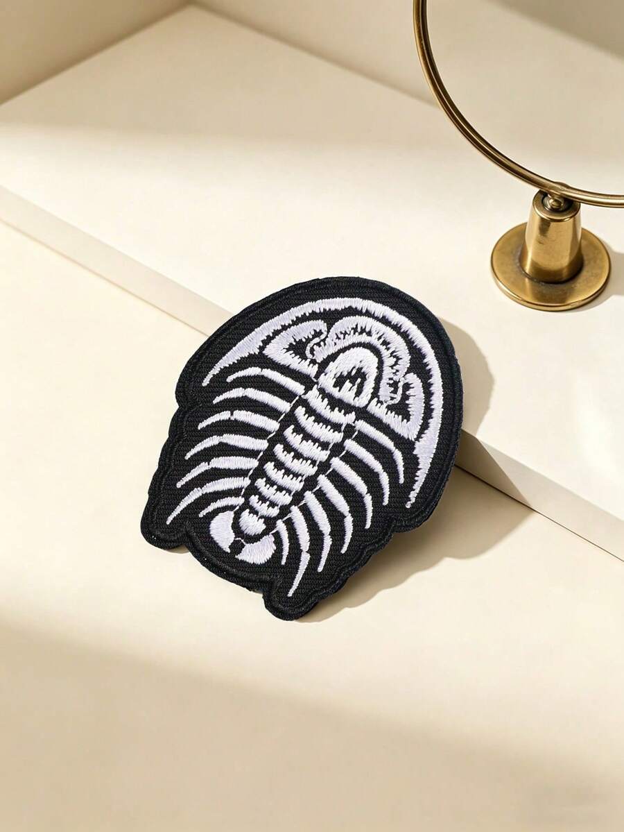 1片史前三葉蟲與美人魚刺繡貼布，滅絕節肢動物龐克風，適合化石愛好者，可用於熨燙/縫製在夾克、褲子、手提包、背包和帽子上，古生物龐克搖滾貼紙貼布
