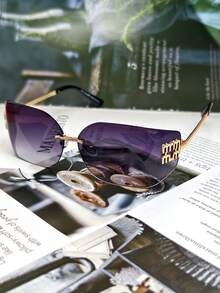 1 pieza Gafas de diseñador con letra registrada de la marca "MMMM", gafas de metal curvas sin montura biseladas de moda vintage nueva, talla grande vendidas para mujeres, estilo versátil de alta gama, protección solar, forma cuadrada-redonda ovalada, gafas de estilo Ins para posar, moda casual clásica, nuevo diseño curvo sin montura (marca registrada en la UE), incluye estuche de gafas de PU - Multicolor - Ver 9