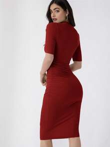 Vestido ajustado unicolor de cuello alto - Burdeos - Ver 2