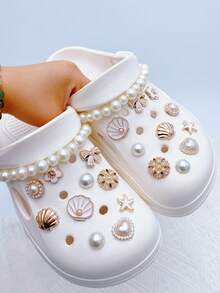 22pcs Fashion Versatile Pearl Chain Shell Flower Shoe Clips, Removable DIY Decorative Accessories For Women Sandals, Slippers, Beach Bags, Multi-Functional Shoe Charms, Perfect For Holiday And Birthday Party Gifts - White - View 4