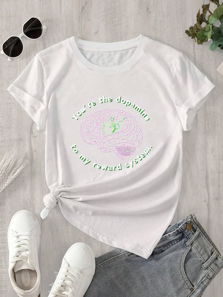 Top de mujer de manga corta y cuello redondo con logo de cerebro y corazón, con un estampado de corazón morado en el centro, apto para todas las estaciones. - Blanco - Ver 1