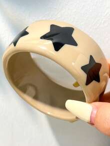1 pieza Nuevo brazalete de resina color latte de otoño/invierno, hecho a mano con múltiples elementos, decoración con remaches a rayas, esencial para uso diario y de fiesta, gran regalo para familiares y amigos - Multicolor D - Ver 14