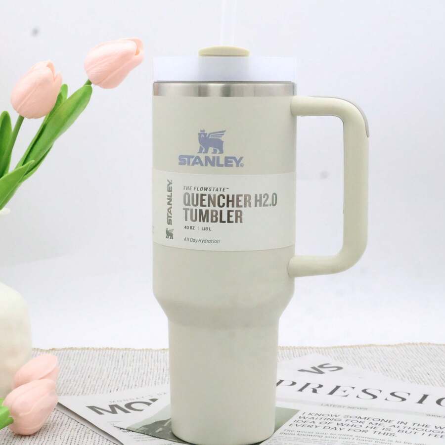 Stanley Quencher ProTour FlipStraw Tumbler 40oz Pale Yellow Leakproof Lid Built-In Straw Handle Fits Car Cupholder Double Wall Vacuum Insulated Stainless Steel Travel Cup - Màu vàng - Xem 1