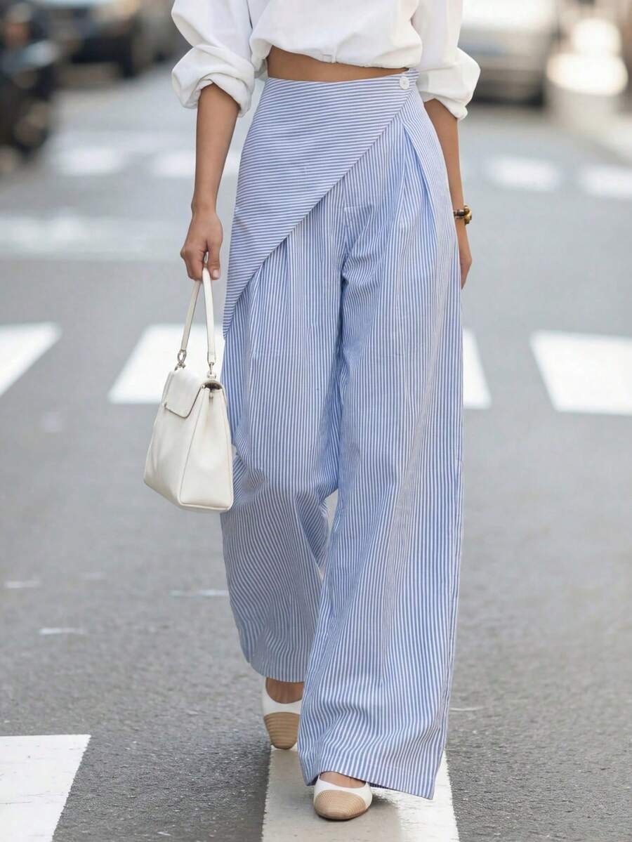 de pierna ancha con rayas azules y blancas, nuevos para primavera/verano - Uso casual de oficina, playa, brunch de fin de semana con lazo en la cintura - Azul y blanco - Ver 1