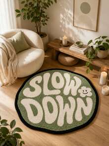 2D 原創設計天鵝絨地毯 - 英文字母「Slow Down」圓形設計，適用於門墊地毯、客廳、臥室，節日家居裝飾，現代風格，耐用材質 - 彩色 - 查看 3