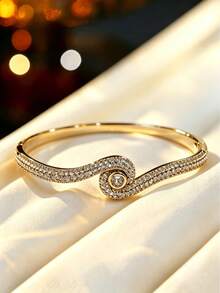 1pc Luxury Geometric Spiral Rhinestone Bracelet, Niche Elegant Style Versatile Hand Accessory For Commute And Date - Bracelet - View 9