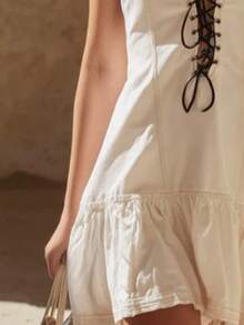 Beige Retro Lace Sleeveless Mini Skirt - White - View 2
