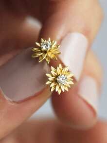 1 Pair Elegant Cubic Zirconia Stud Earrings, Designed For Women, Suitable For Wedding, Engagement, Anniversary Party, Valentine's Day Gift - Yellow Gold - View 1