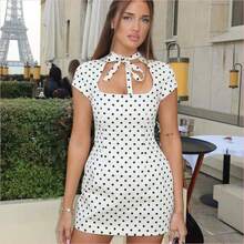 WNS Vestido mini de mujer con lunares, vestido ajustado elegante de verano con cuello de corbata, manga corta y calado - Lunares - Ver 5