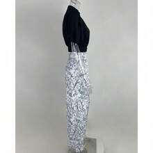 Conjunto blusa y pantalón ancho primavera, cuello V con estampado - Negro - Ver 4
