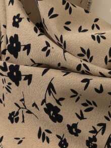 1 pieza Bufanda triangular con flecos, con silueta floral y de hojas multicolor romántica, de moda para primavera/verano, vacaciones, picnic, estilismo - Beis - Ver 5
