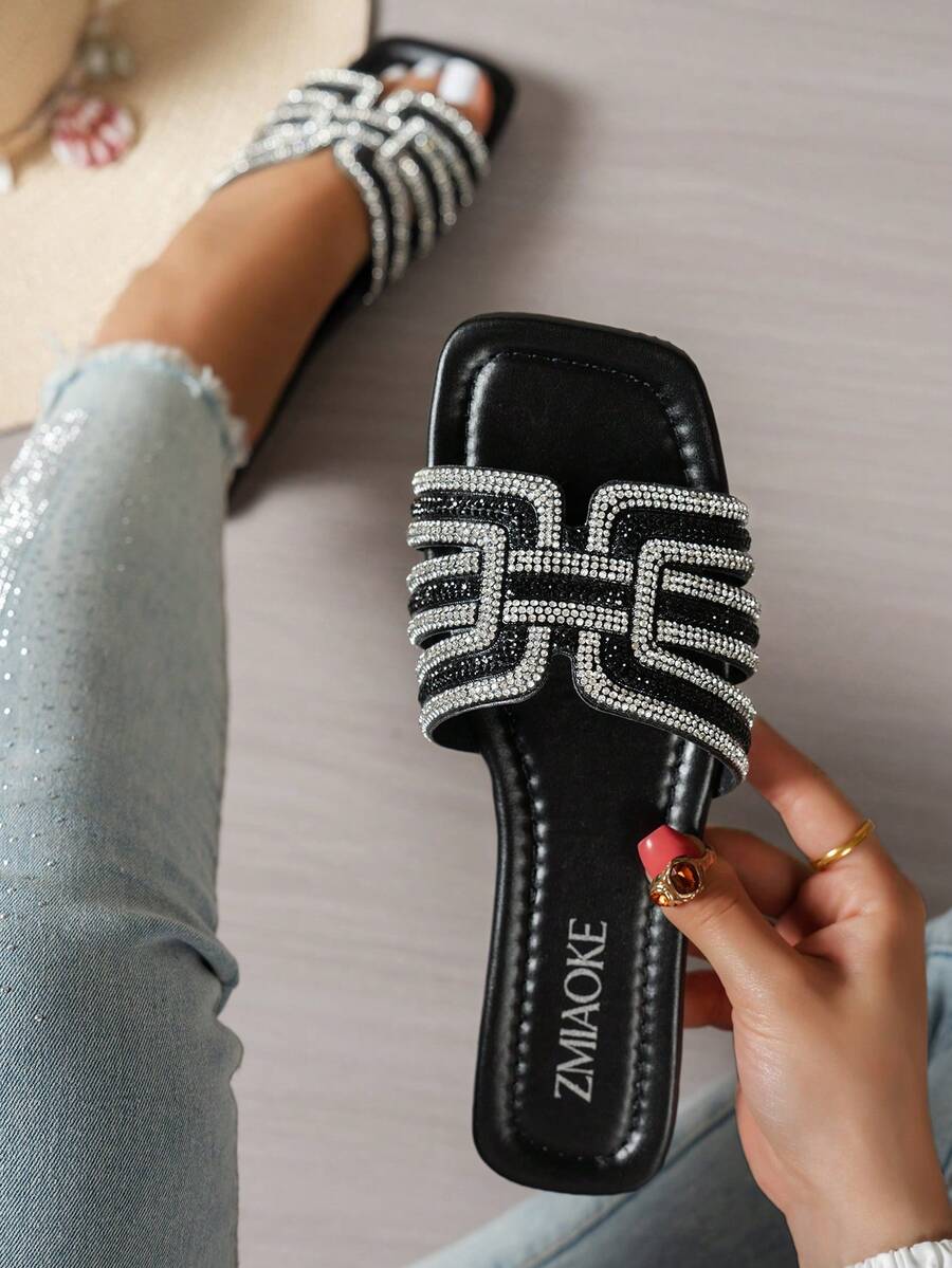 ZMIAOKE Sandal Elegan Wanita dengan Rhinestone dan Mutiara, Sandal Datar Putih dan Merah Muda untuk Musim Panas, Sandal Dalam Ruangan Wanita - Hitam - View 1