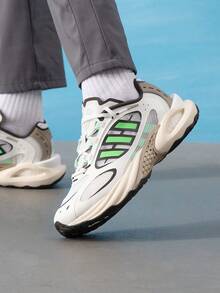 Adidas CLIMACOOL VENTO 4.0 跑步鞋，缓震透气，男女通用，竞技训练健身运动鞋 JQ4942 - 942 - 查看 13