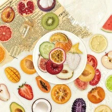 50pcs/Pack Exquisite Realistic Fruit Stickers, Suitable For Notebook, Water Bottle, Desktop, Wall, Skateboard, Guitar, Refrigerator, Scrapbook, Phone Case Decoration, Self-Adhesive Decals, Suitable For Room Decor / Birthday Party / Holiday Gift - 50pcs - View 2