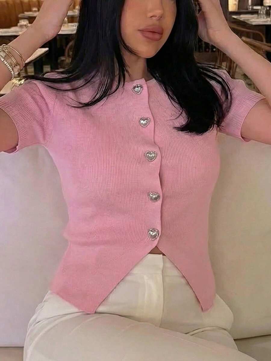 Cárdigan de punto con cuello redondo y botones con forma de corazón para mujer, primavera/verano, casual y elegante, ajustado y de longitud regular; Blusa rosa de manga corta para el Día de San Valentín, adecuada para uso diario en verano - Rosa - Ver 1