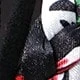 Hitam