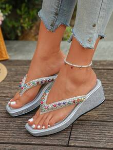 NIPAXO Sandalias de cuña con plataforma para mujer, de verano y para exteriores, chanclas de moda, cómodas y sin fatiga, brillantes, elegantes, ligeras, para reuniones al aire libre, uso diario, bodas, playa, viajes, ocio y entretenimiento, estilo bohemio, - Plateado - Ver 4